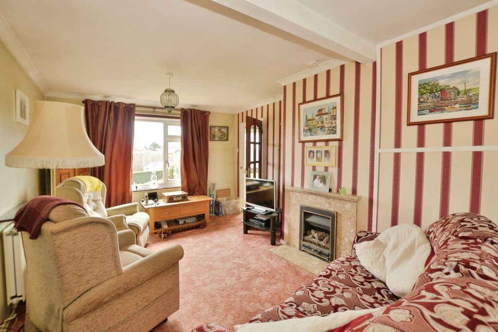 Property photo 2 of 14 Pbox-Img.Jpg