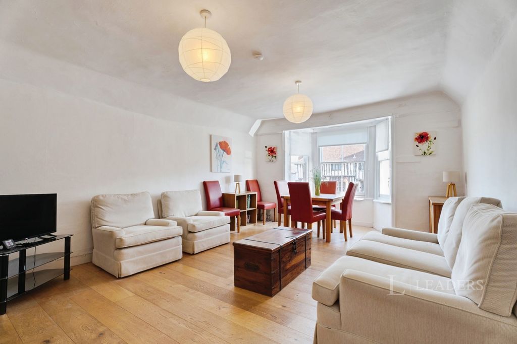 Property photo 2 of 20 Pbox-Img.Jpg