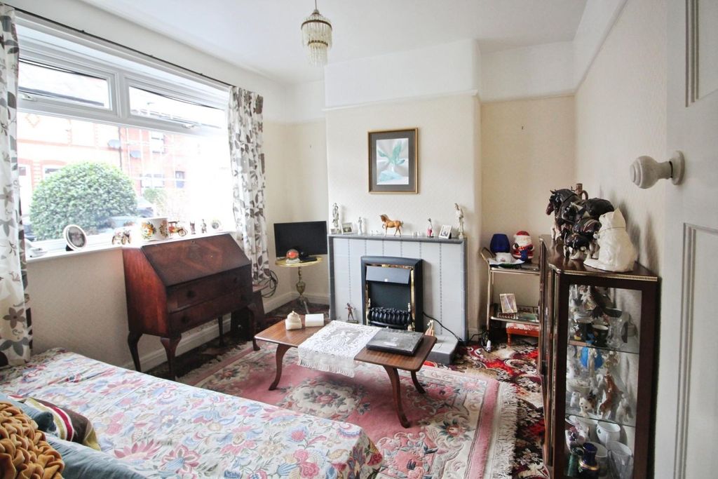 Property photo 3 of 17 Efbd0217-Img_3612.Jpg