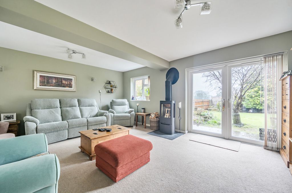 Property photo 3 of 18 1402766-13-69820B...