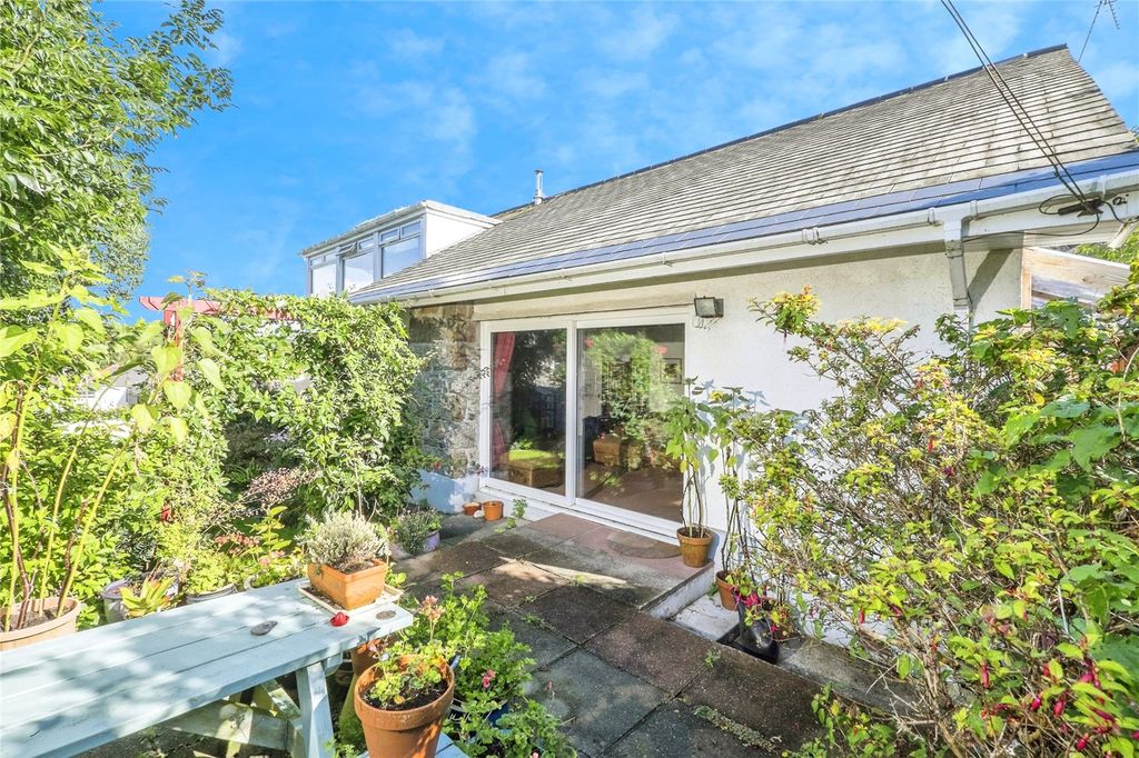 Property photo 1 of 13 Front