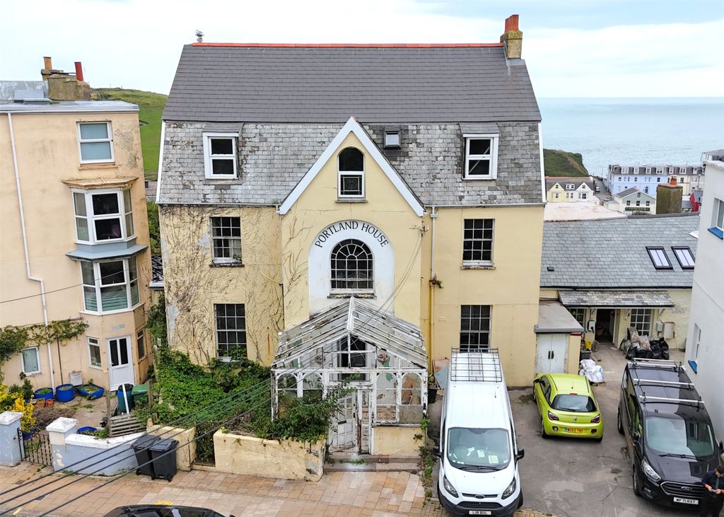 Property photo 1 of 18 Picture No. 01