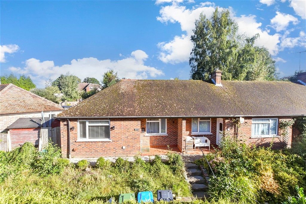 Property photo 1 of 7 Front