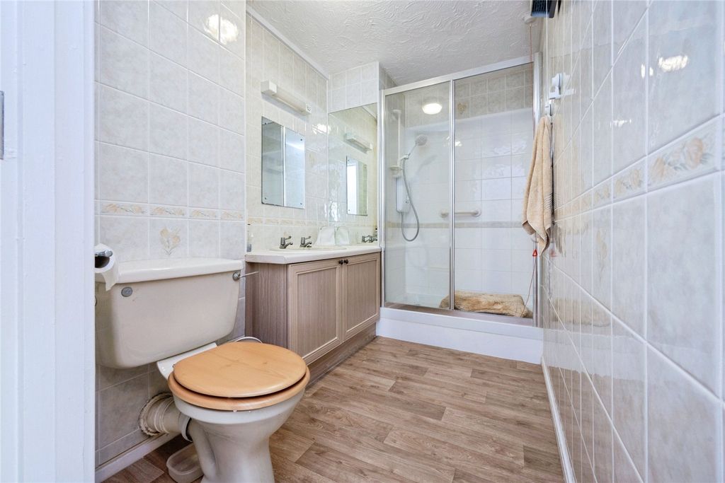 Additional image 13 of 2 bed flat for saleRosebury Court, Water Lane, Leighton Buzzard, Bedfordshire LU7