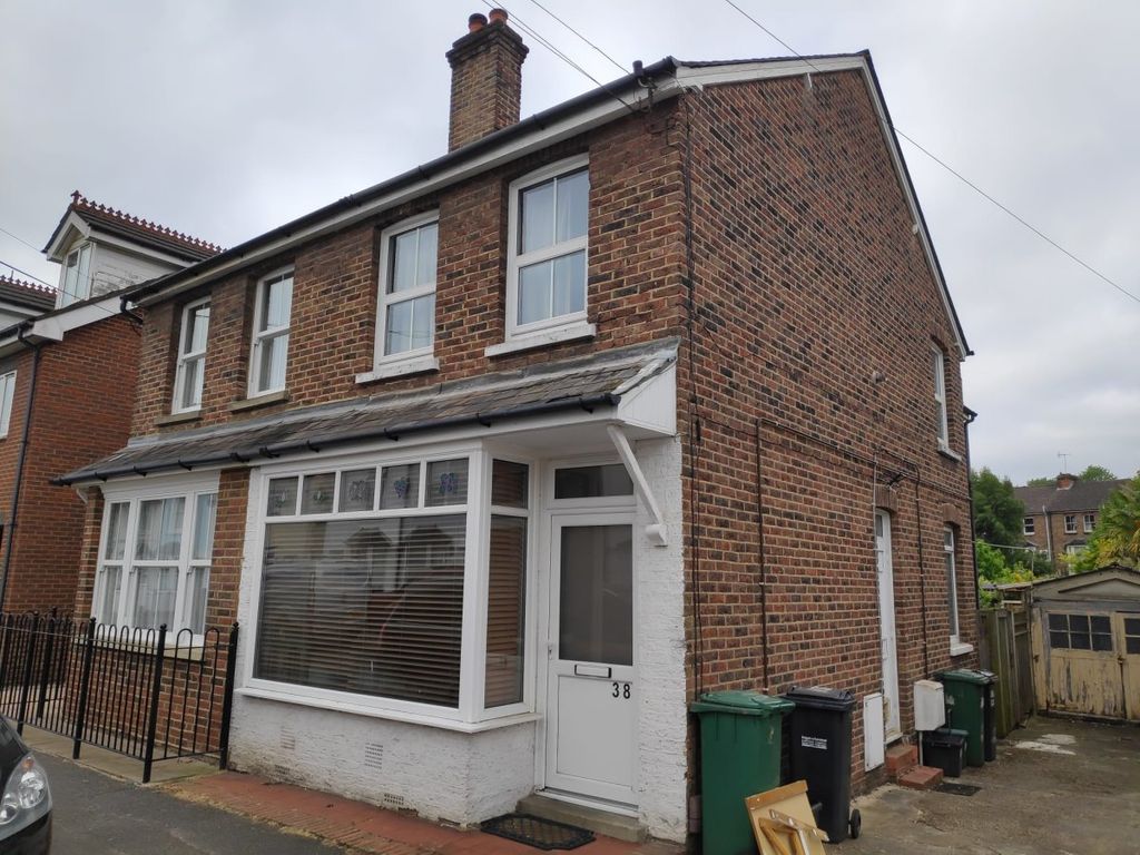 Property photo 1 of 6