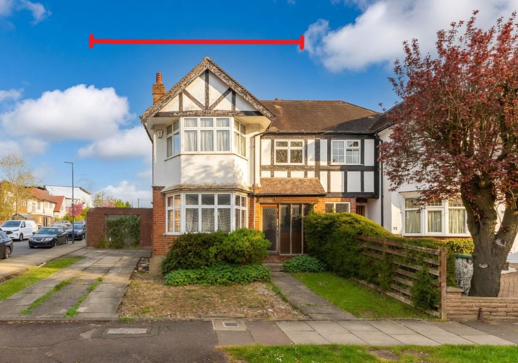 Property photo 1 of 1