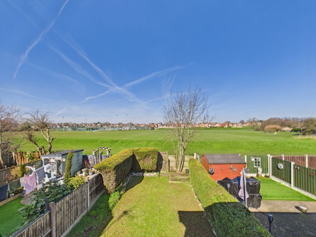 Property photo 2 of 14 Cam04789G0-Pr0053-Still009