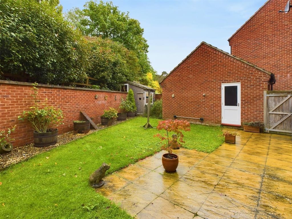 Property photo 3 of 24