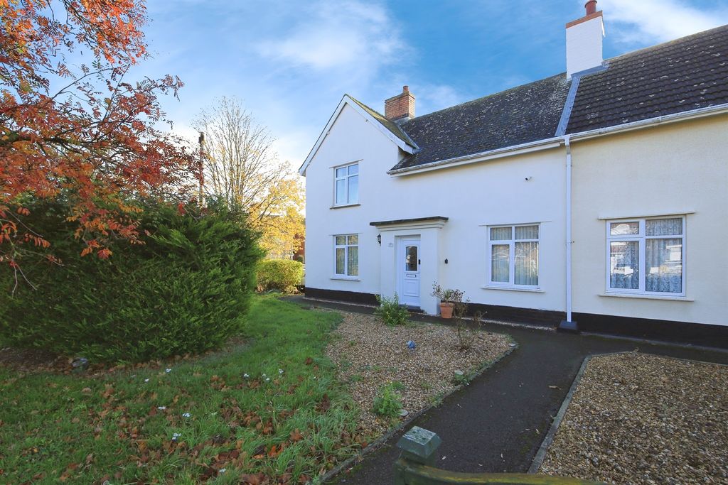 Property photo 1 of 20