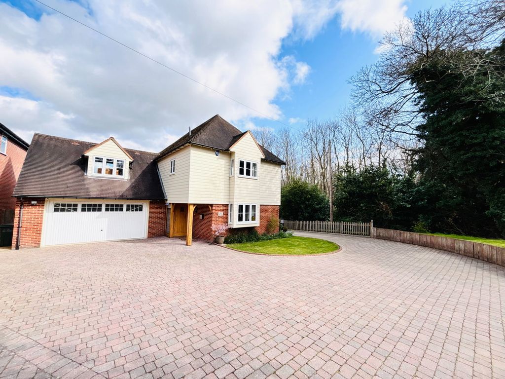 Property photo 1 of 48