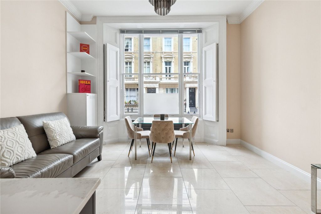 Property photo 1 of 8 Reception/Dining