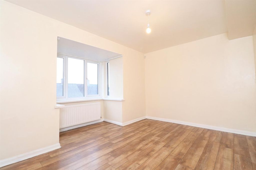 Property photo 3 of 8 0 General