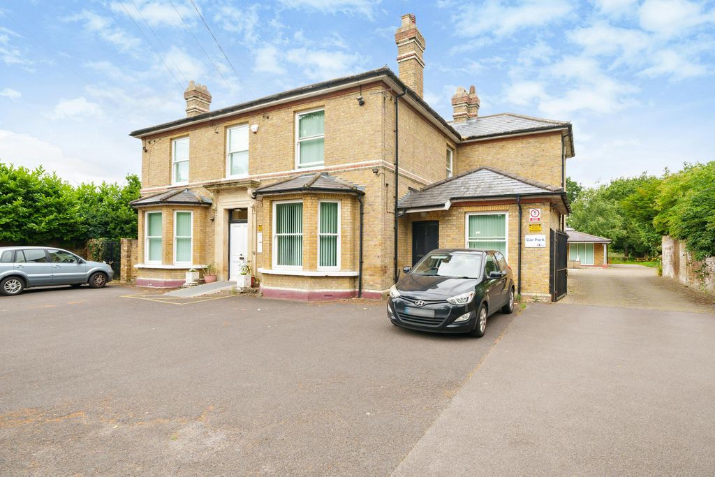 Property photo 2 of 15 1151433 1.Jpg