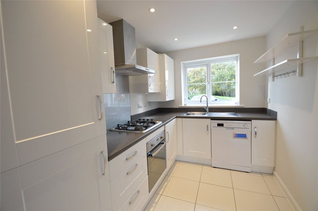 Property photo 3 of 10 Picture No. 15