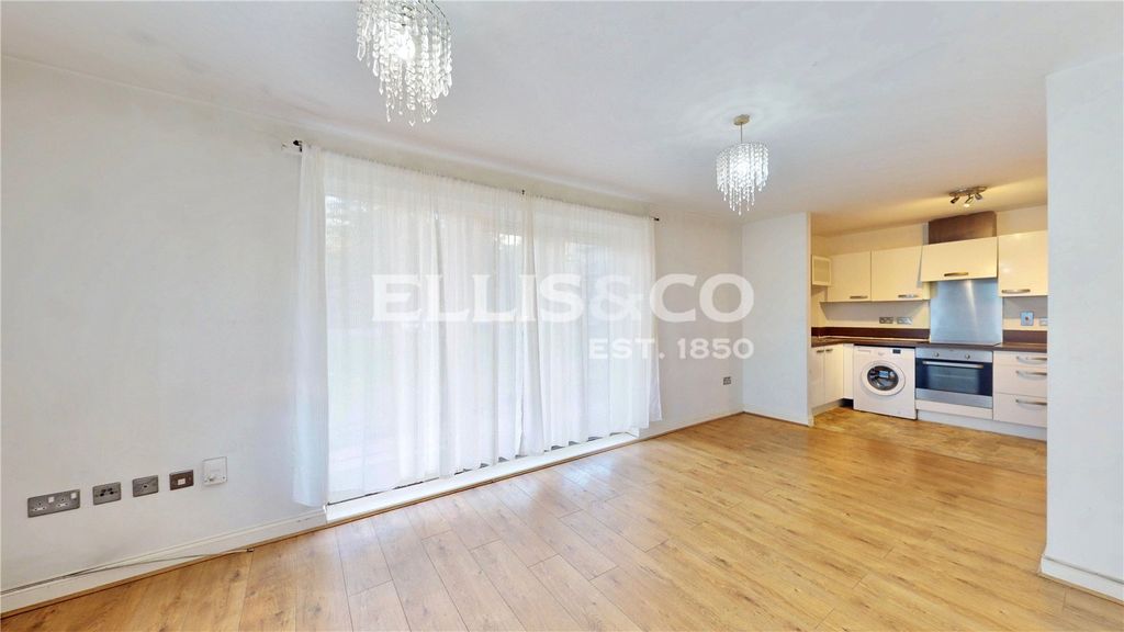 Property photo 2 of 14 Picture No. 02