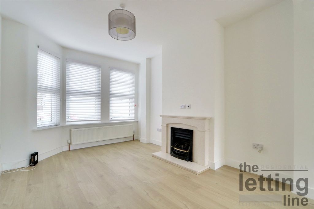 Property photo 1 of 15 Picture No. 10