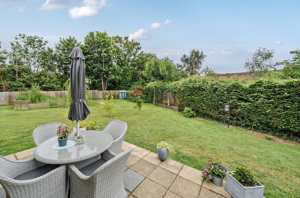 Property photo 2 of 13