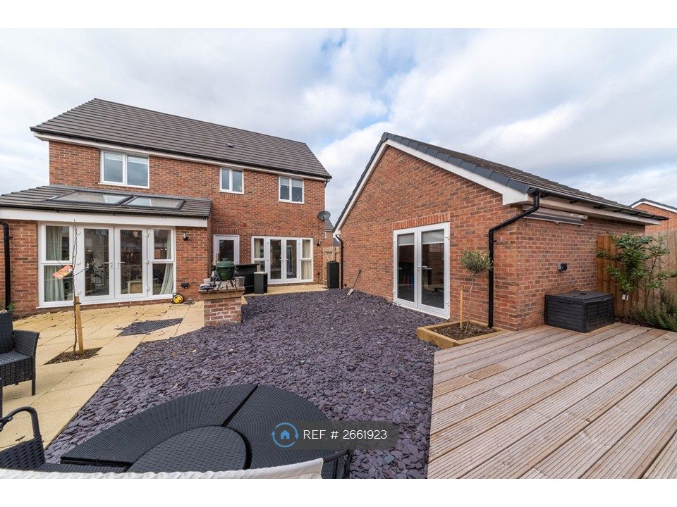 Property photo 3 of 35