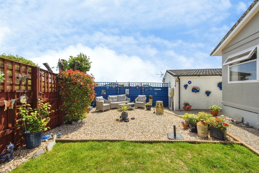 Property photo 2 of 14 Pbox-Img.Jpg