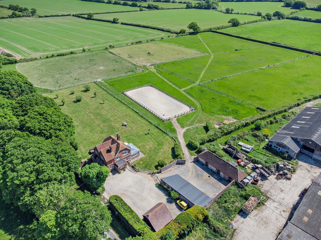 Property photo 3 of 25 Aerial
