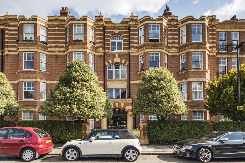 Property photo 3 of 11 Exterior