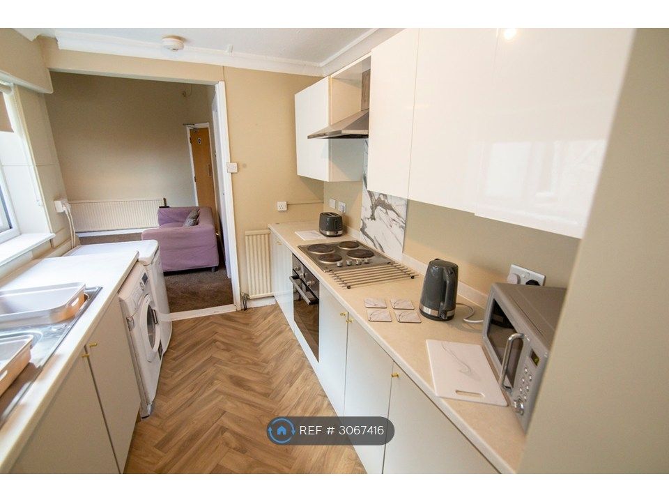 Property photo 2 of 6
