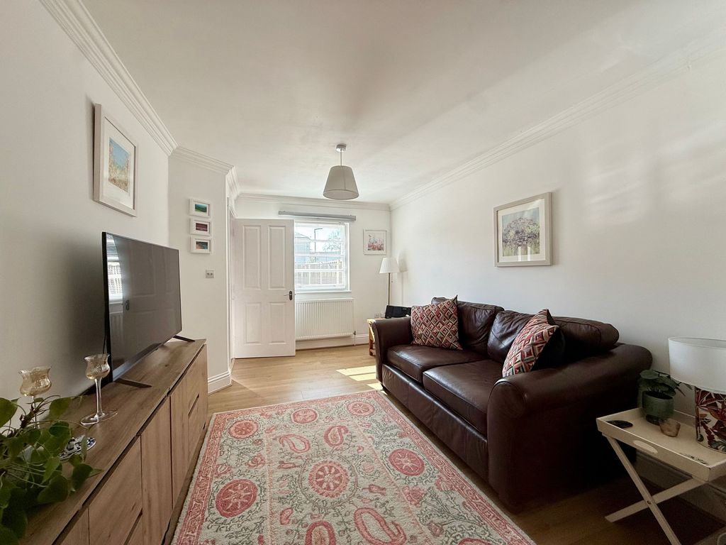 Property photo 3 of 22