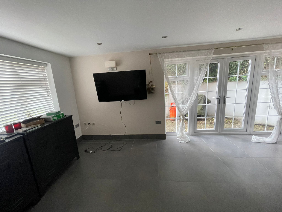 Property photo 2 of 10 Photo 1