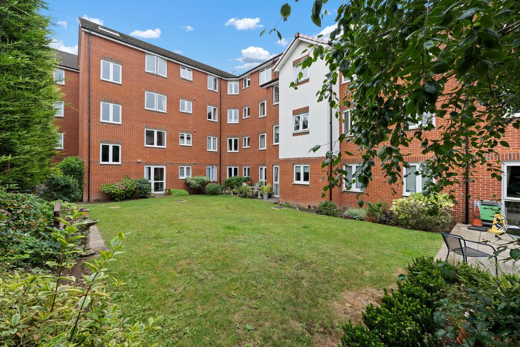Property photo 2 of 13