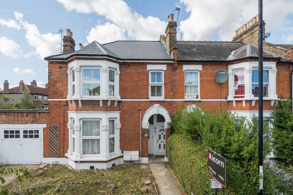 Property photo 1 of 11 1525748-12-6Abf9c...