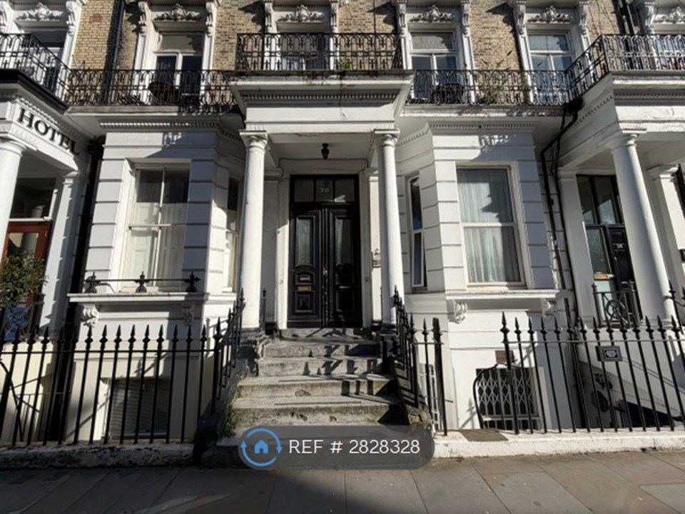 Property photo 3 of 13