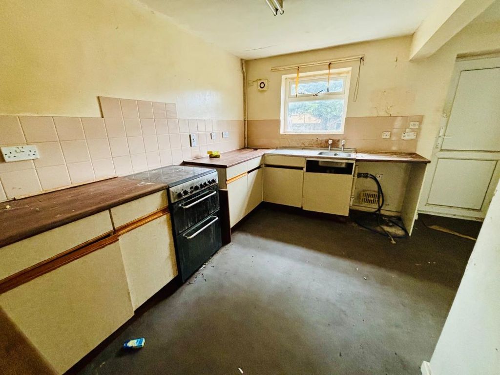 Property photo 2 of 10 Image 2