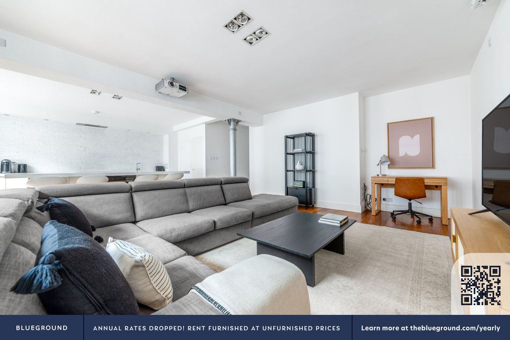 Property photo 3 of 16 Living Room