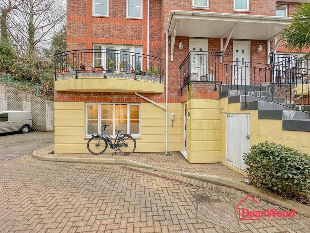 Property photo 3 of 10 No-03.Jpg