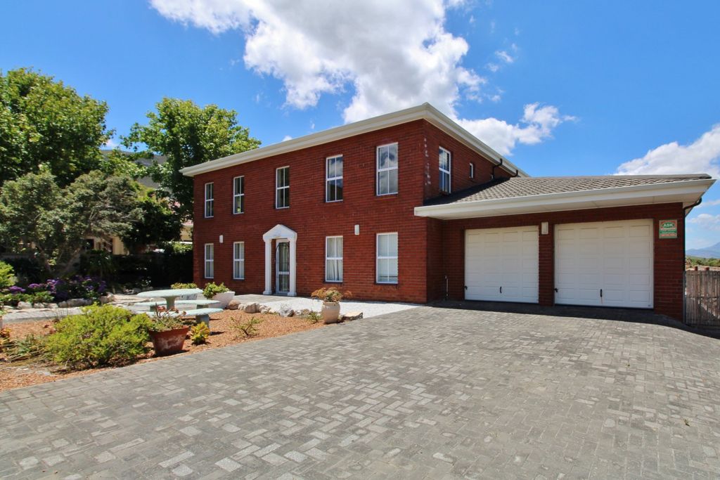 Property photo 1 of 20