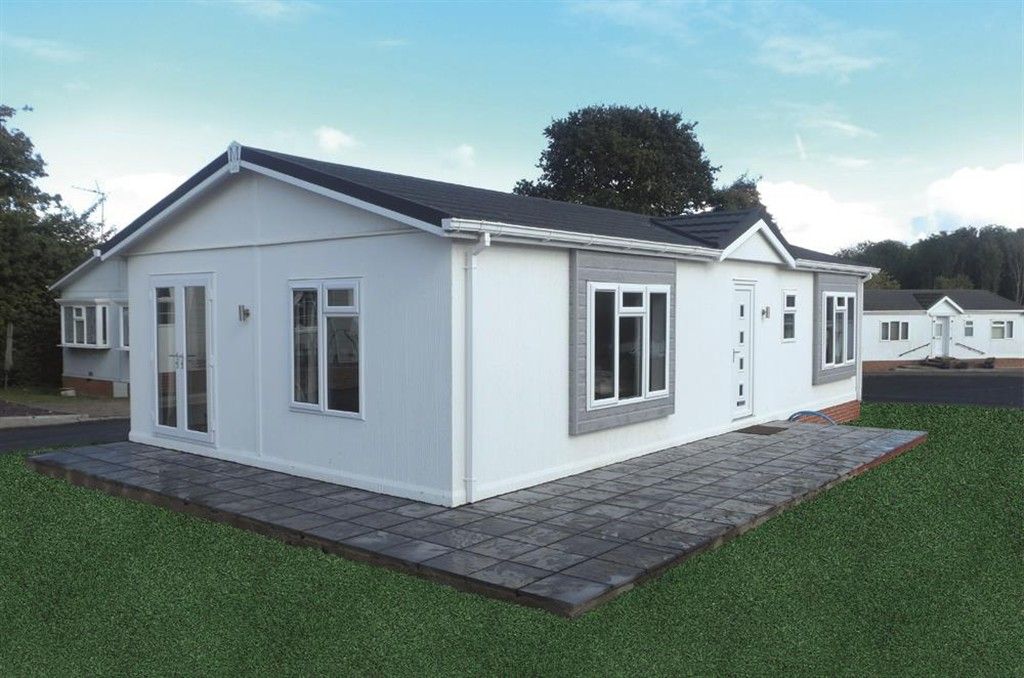 Property photo 1 of 8 Front