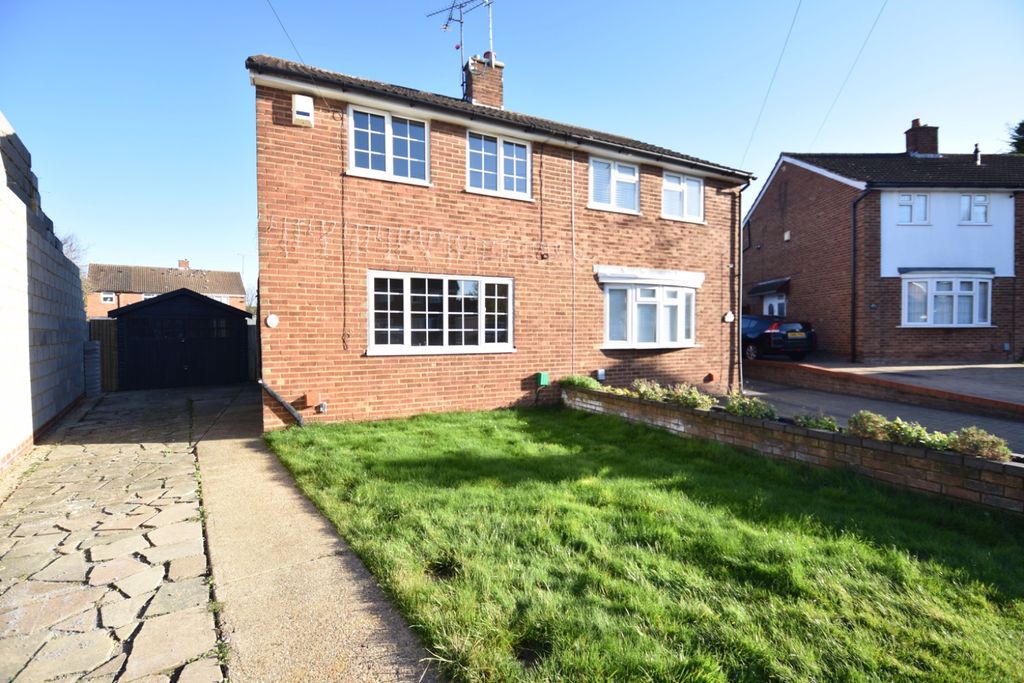 Property photo 1 of 10 4571970