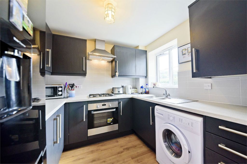 Property photo 3 of 9 Image_03