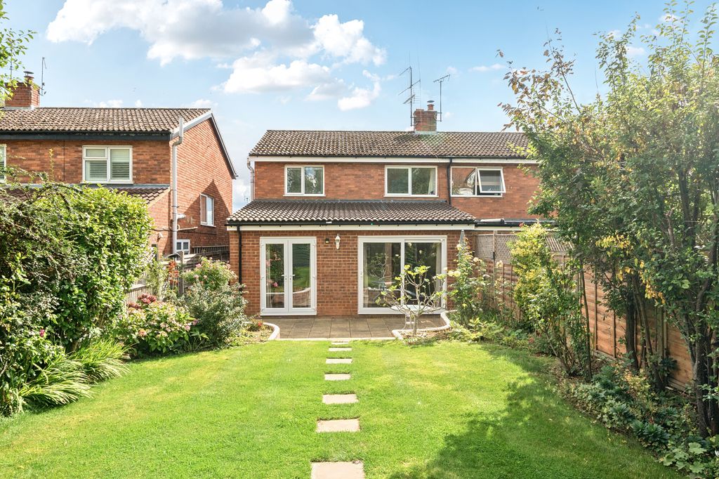 Property photo 2 of 18