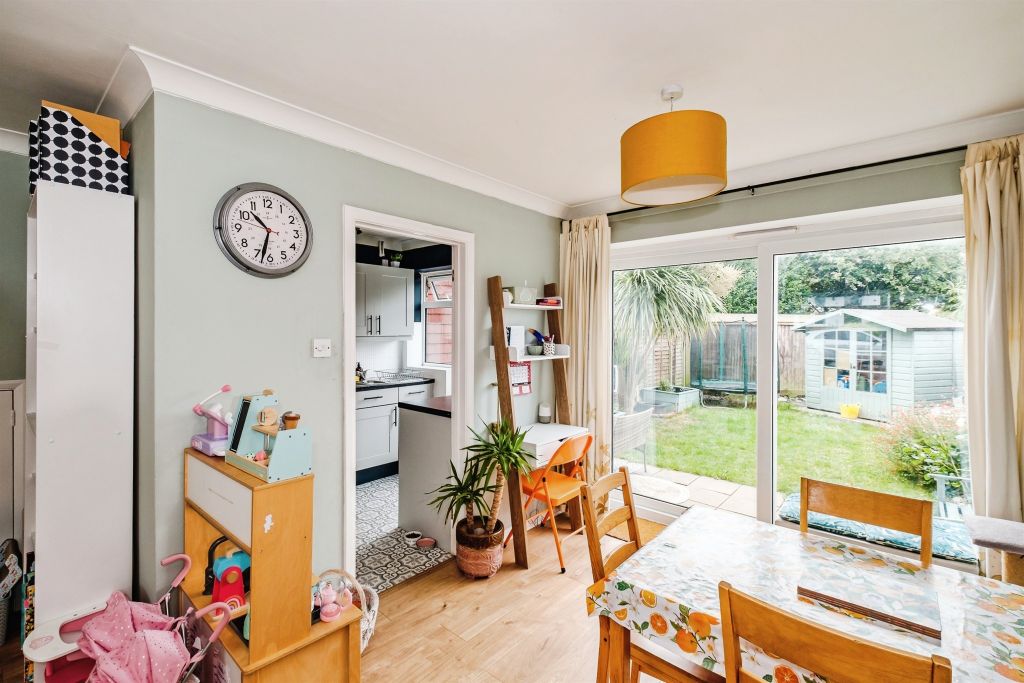 Property photo 3 of 19