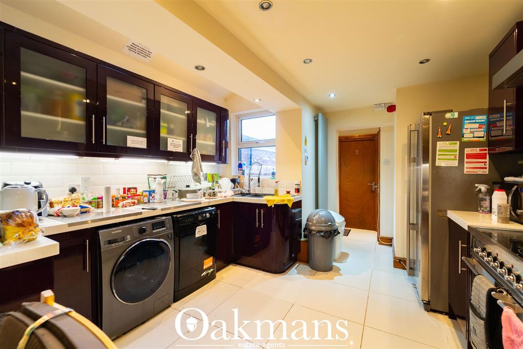 Property photo 3 of 14 Jal06010.Jpg