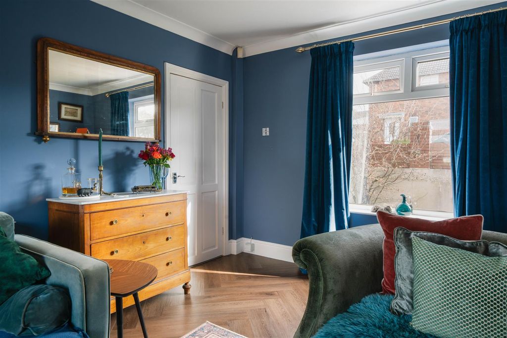 Property photo 3 of 23 Living Room-6.Jpg