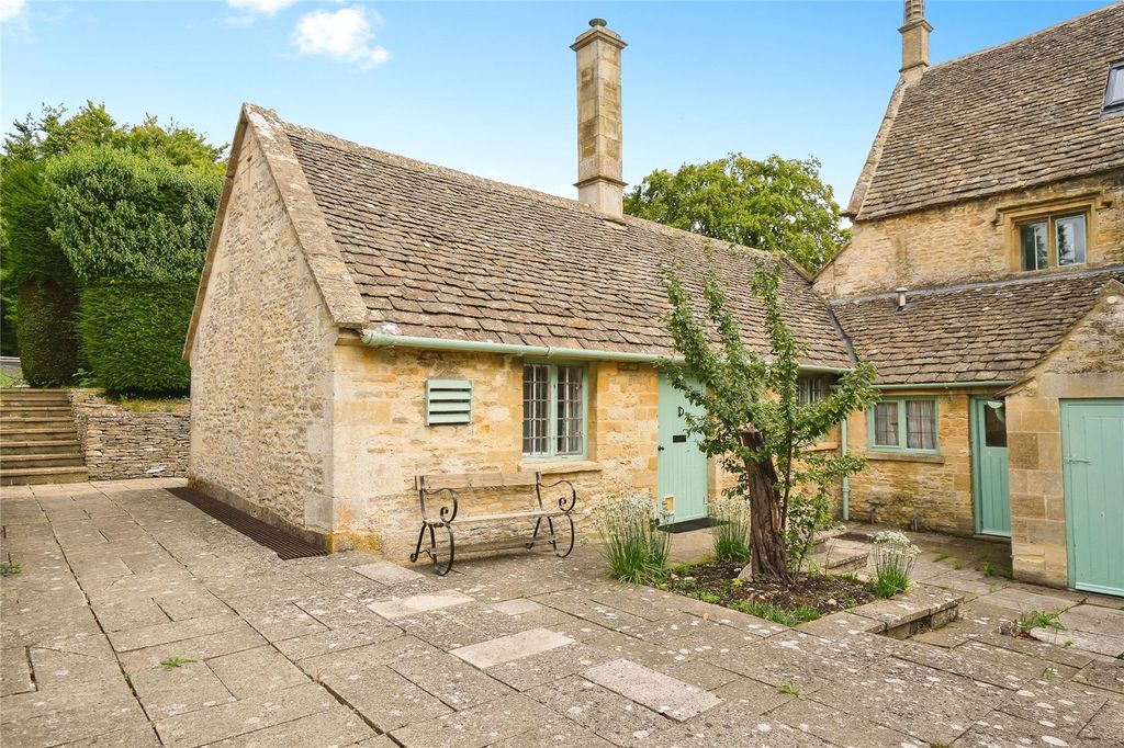 Property photo 1 of 10 Picture No. 12