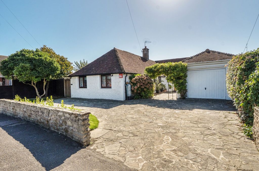 Property photo 1 of 34