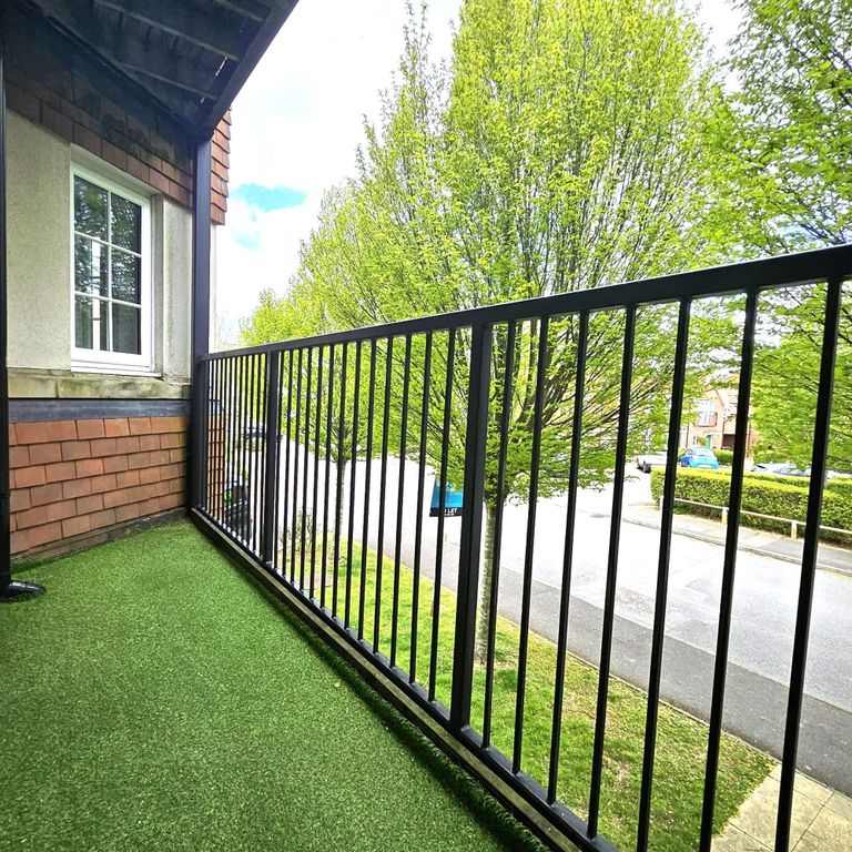 Property photo 3 of 8 Photo 4