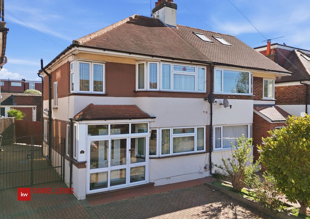 Property photo 1 of 23
