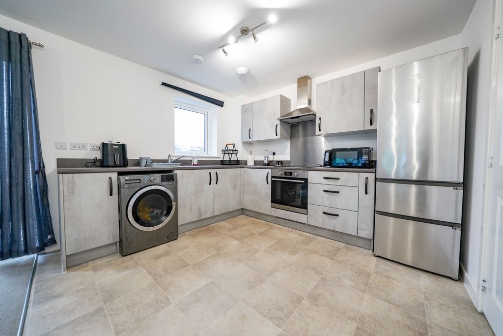 Property photo 3 of 14 Dsc01499