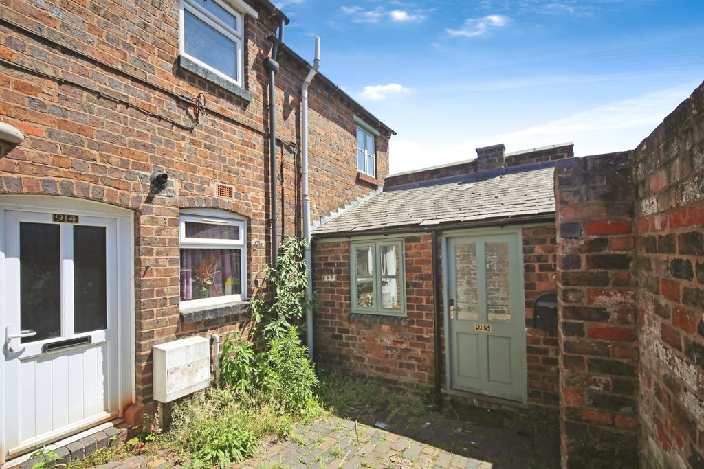 Property photo 2 of 15