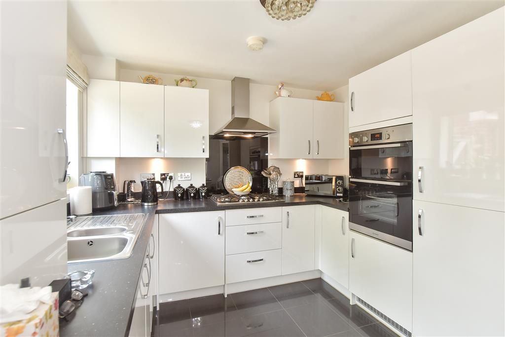 Property photo 1 of 14 Kitchen/Diner