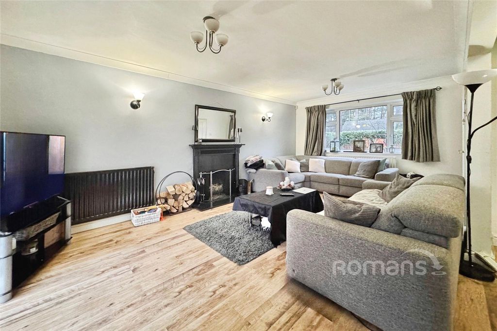 Property photo 3 of 18 Picture No. 13